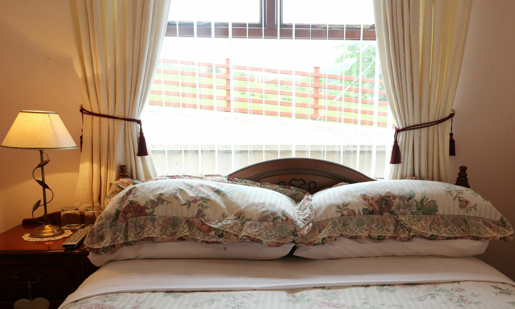 Sleepy Hollow B&B Баллимина Экстерьер фото